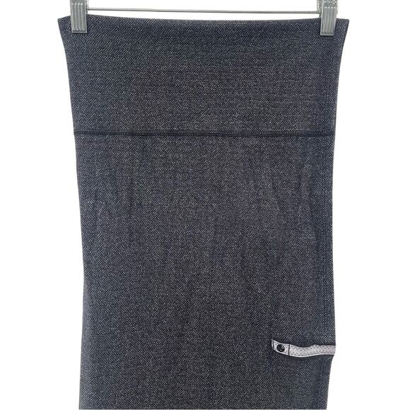 Lululemon Scarf Wrap Shrug Heathered Black Grey - Picture 8 of 8